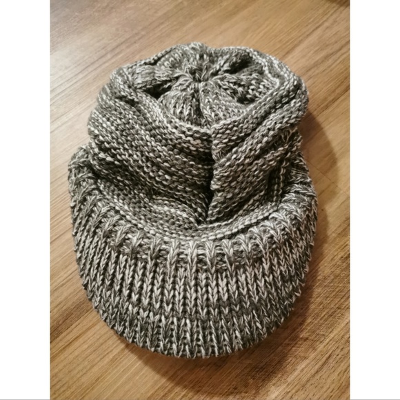 Pony Tail Hat - Picture 4 of 4